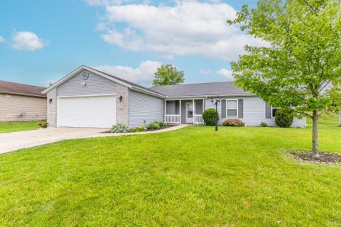 Photo of 226 Glory Avenue, Kendallville, IN 46755 (MLS # 202624678)