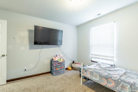 Tiny photo for 226 Glory Avenue, Kendallville, IN 46755 (MLS # 202624678)