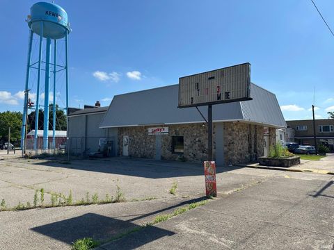 Tiny photo for 106 Main Street, Kewanna, IN 46939 (MLS # 202525515)