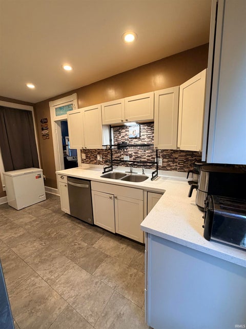 Tiny photo for 112 N Jefferson Street, Peru, IN 46970 (MLS # 202637473)
