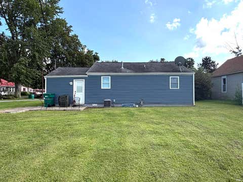Tiny photo for 113 W Maple Street, Flora, IN 46929 (MLS # 202633653)
