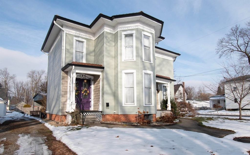 Photo of 527 E Mitchell Street, Kendallville, IN 46755 (MLS # 202549238)