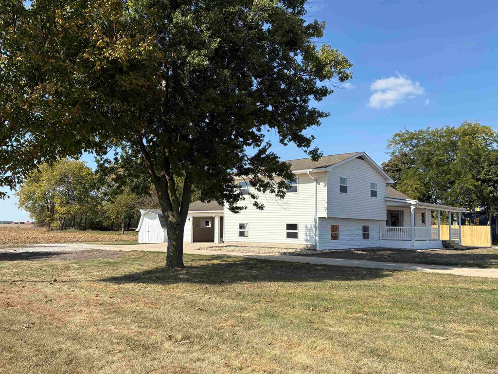 Photo of 12869 N 200 W Road, Milford, IN 46542 (MLS # 202601632)