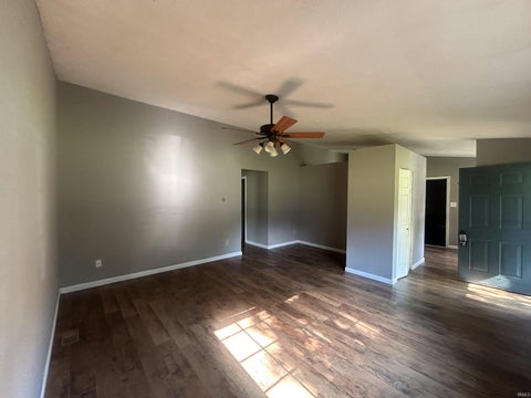 Tiny photo for 801 N Paddington Way, Ellettsville, IN 47429 (MLS # 202622267)