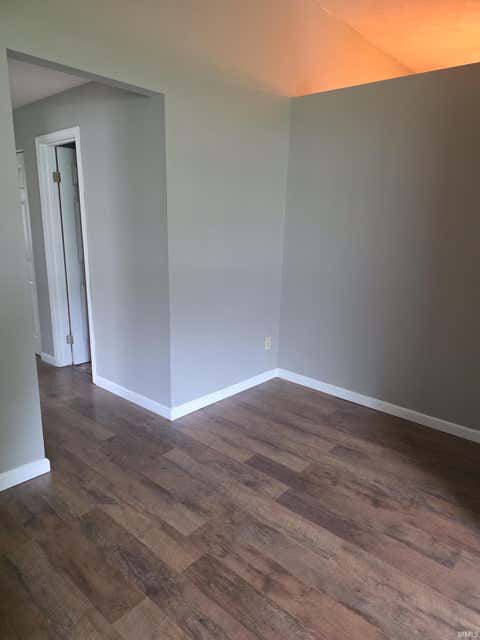 Tiny photo for 801 N Paddington Way, Ellettsville, IN 47429 (MLS # 202622267)