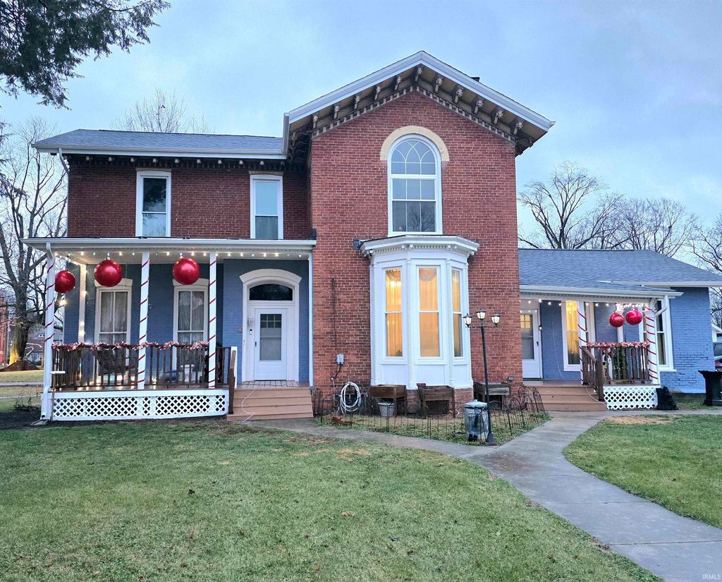 Photo of 408 E Diamond Street, Kendallville, IN 46755 (MLS # 202549747)