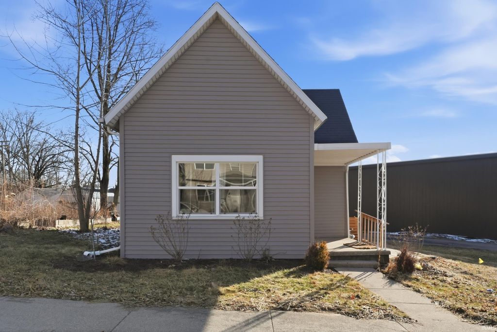 Photo of 1110 Osage Street, Fort Wayne, IN 46808 (MLS # 202606429)
