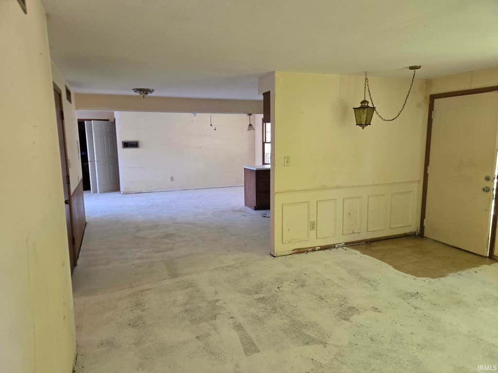 Photo of 6925 Curwood Drive, Fort Wayne, IN 46835 (MLS # 202618088)