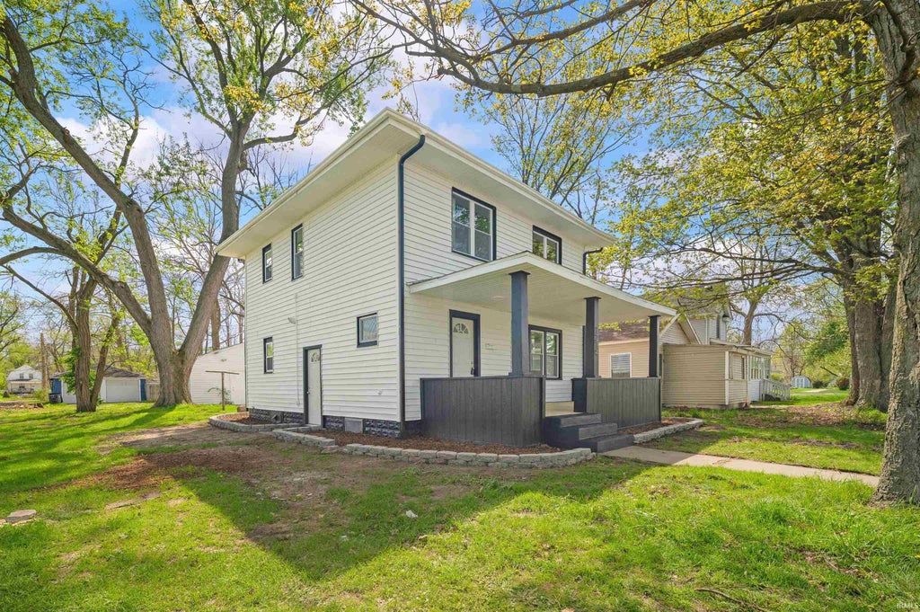 Photo of 1214 Cedar Street, South Bend, IN 46617 (MLS # 202627455)