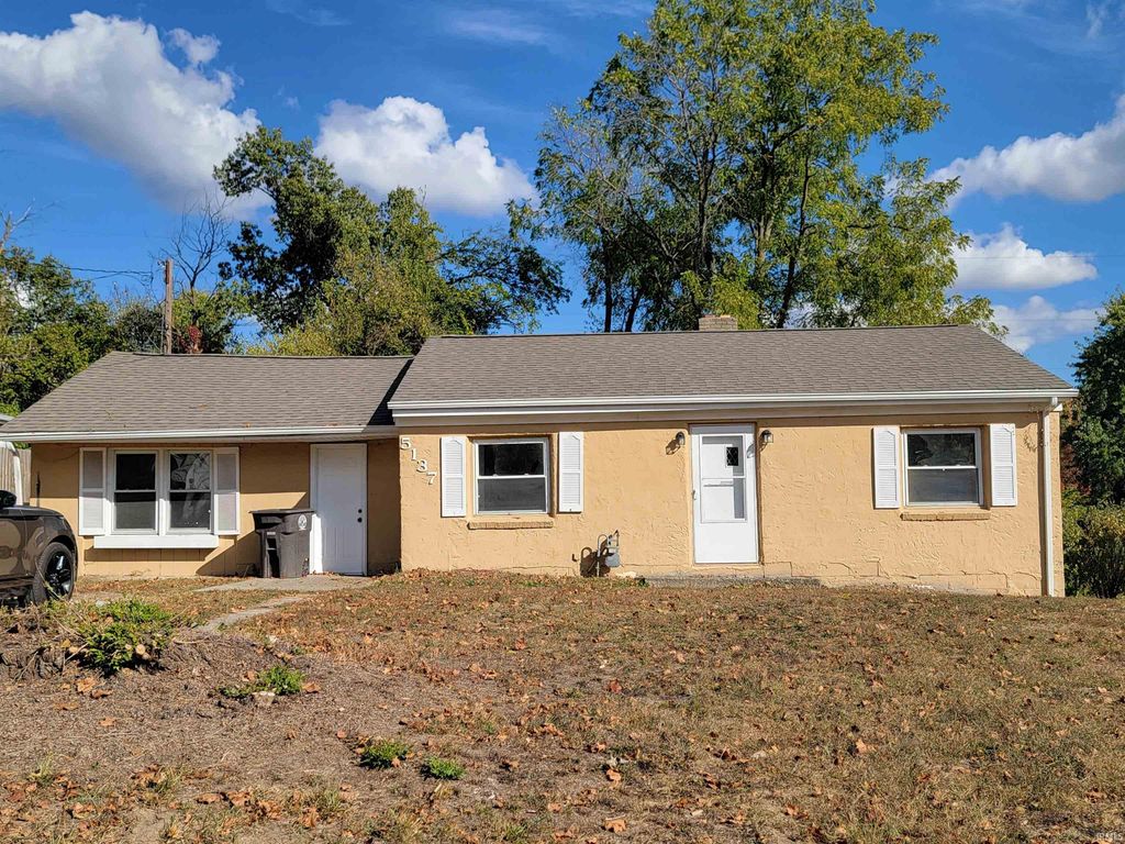 Photo of 5137 Tyrone Road, Fort Wayne, IN 46809 (MLS # 202541554)