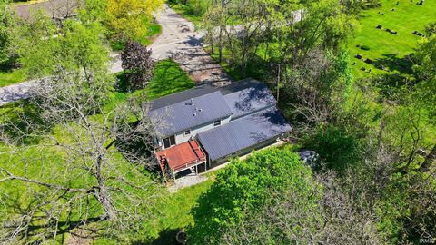 Tiny photo for 715 W 9th Street, Rochester, IN 46975 (MLS # 202616668)