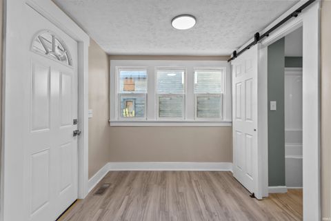 Tiny photo for 1229 N Courtland Avenue, Kokomo, IN 46901 (MLS # 202614112)