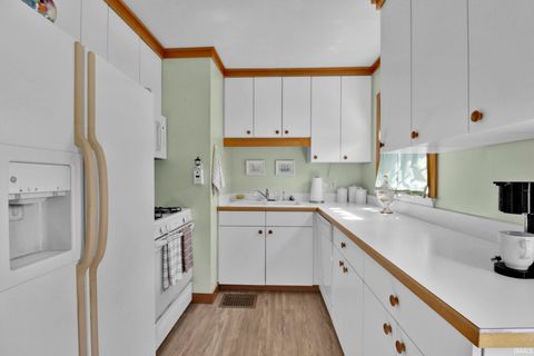 Tiny photo for 344 HUMPHREY Street, Logansport, IN 46947 (MLS # 202628379)