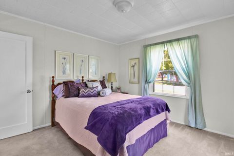Tiny photo for 344 HUMPHREY Street, Logansport, IN 46947 (MLS # 202628379)
