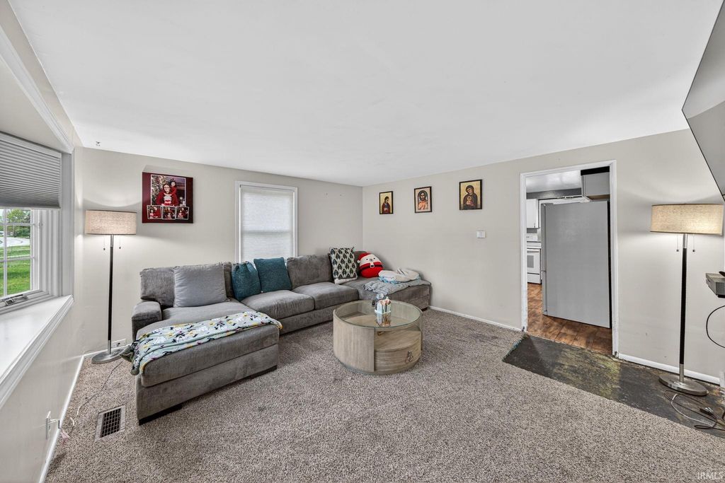 Photo of 3219 Mckinley Avenue, South Bend, IN 46615 (MLS # 202616679)