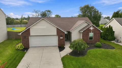 Tiny photo for 1932 Mark Anthony Crossing, Fort Wayne, IN 46818 (MLS # 202643840)