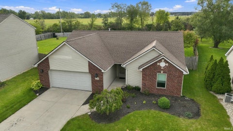 Photo of 1932 Mark Anthony Crossing, Fort Wayne, IN 46818 (MLS # 202643840)