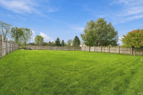 Tiny photo for 1932 Mark Anthony Crossing, Fort Wayne, IN 46818 (MLS # 202643840)