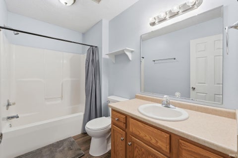 Tiny photo for 1932 Mark Anthony Crossing, Fort Wayne, IN 46818 (MLS # 202643840)