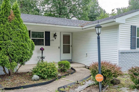 Tiny photo for 6332 holgate Drive, Fort Wayne, IN 46816 (MLS # 202627715)