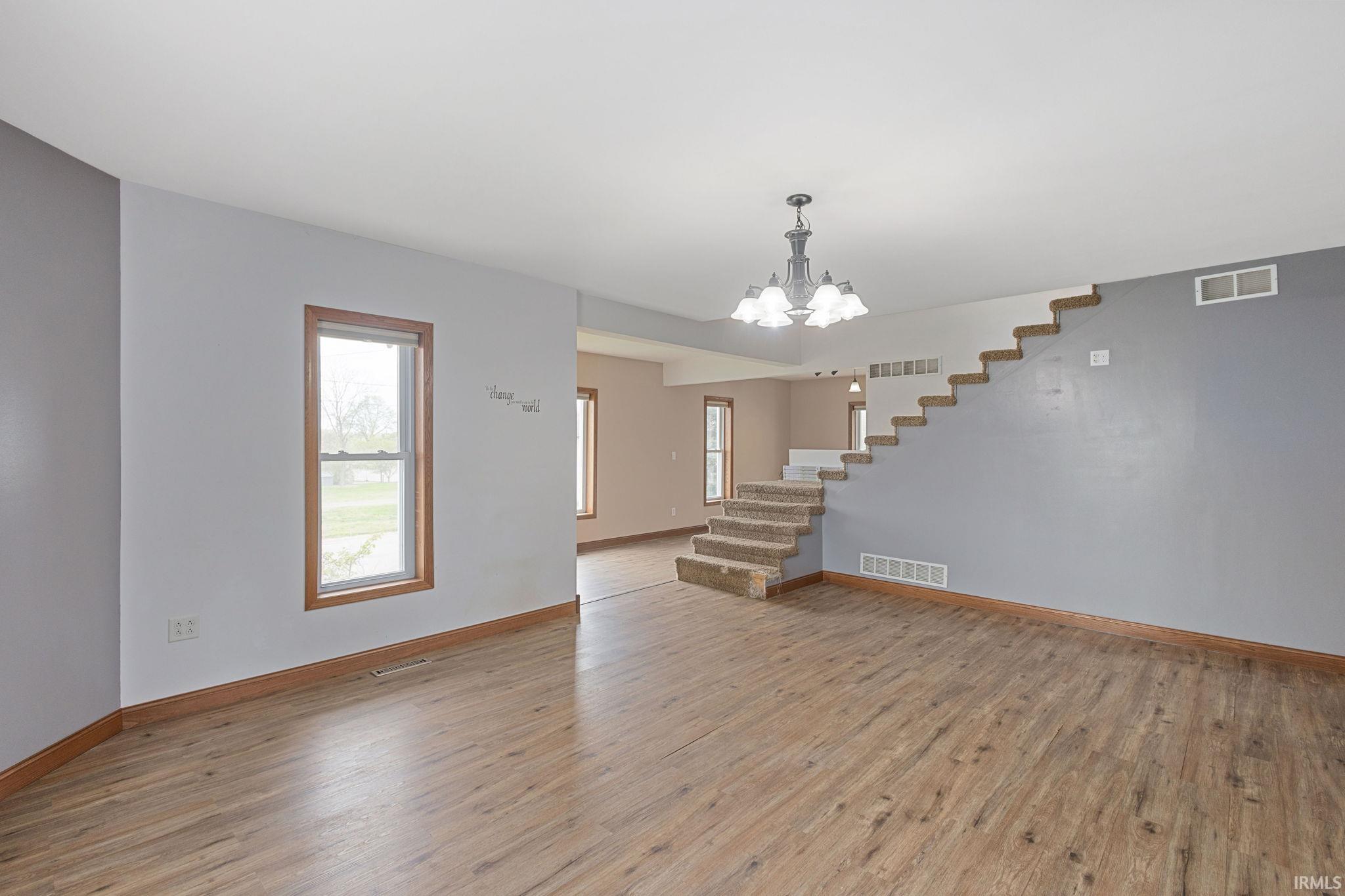 Middlebury, Indiana 46540, United States, 3 Bedrooms Bedrooms, ,2 BathroomsBathrooms,Residential,Pending,119455