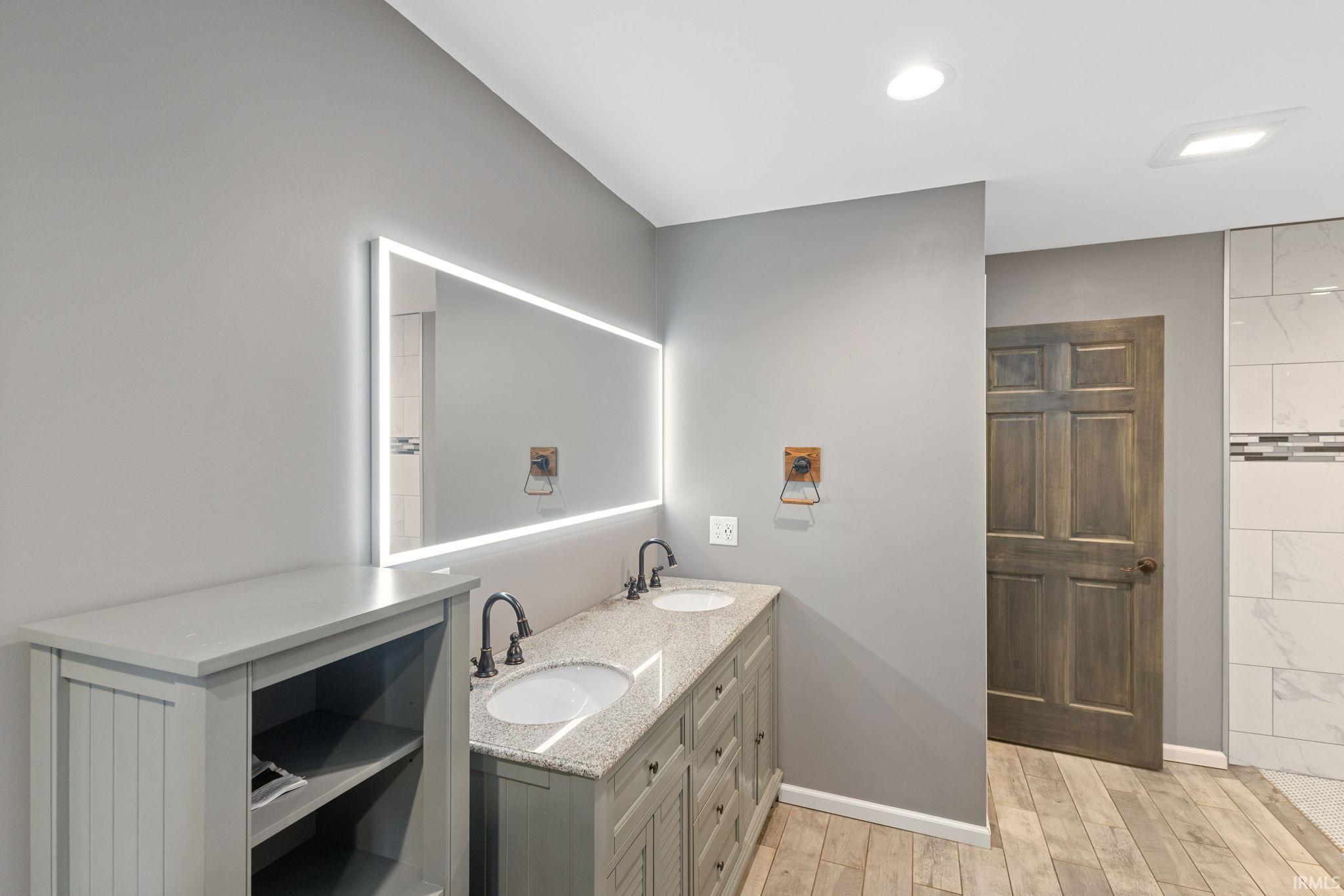 Middlebury, Indiana 46540, United States, 3 Bedrooms Bedrooms, ,2 BathroomsBathrooms,Residential,Pending,119455