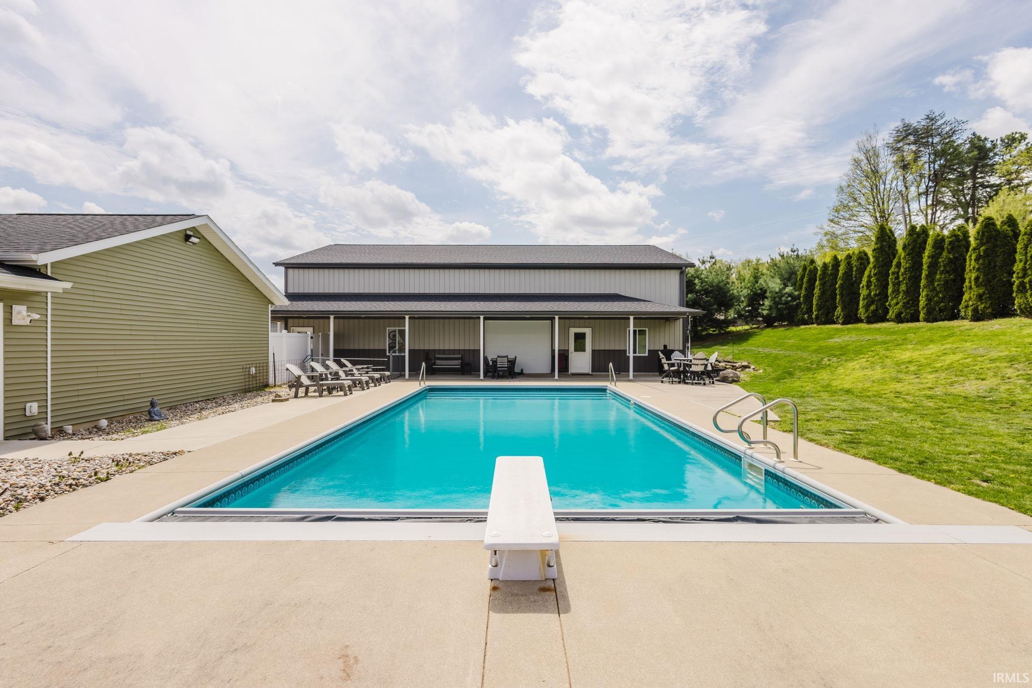 Middlebury, Indiana 46540, United States, 3 Bedrooms Bedrooms, ,2 BathroomsBathrooms,Residential,Pending,119455