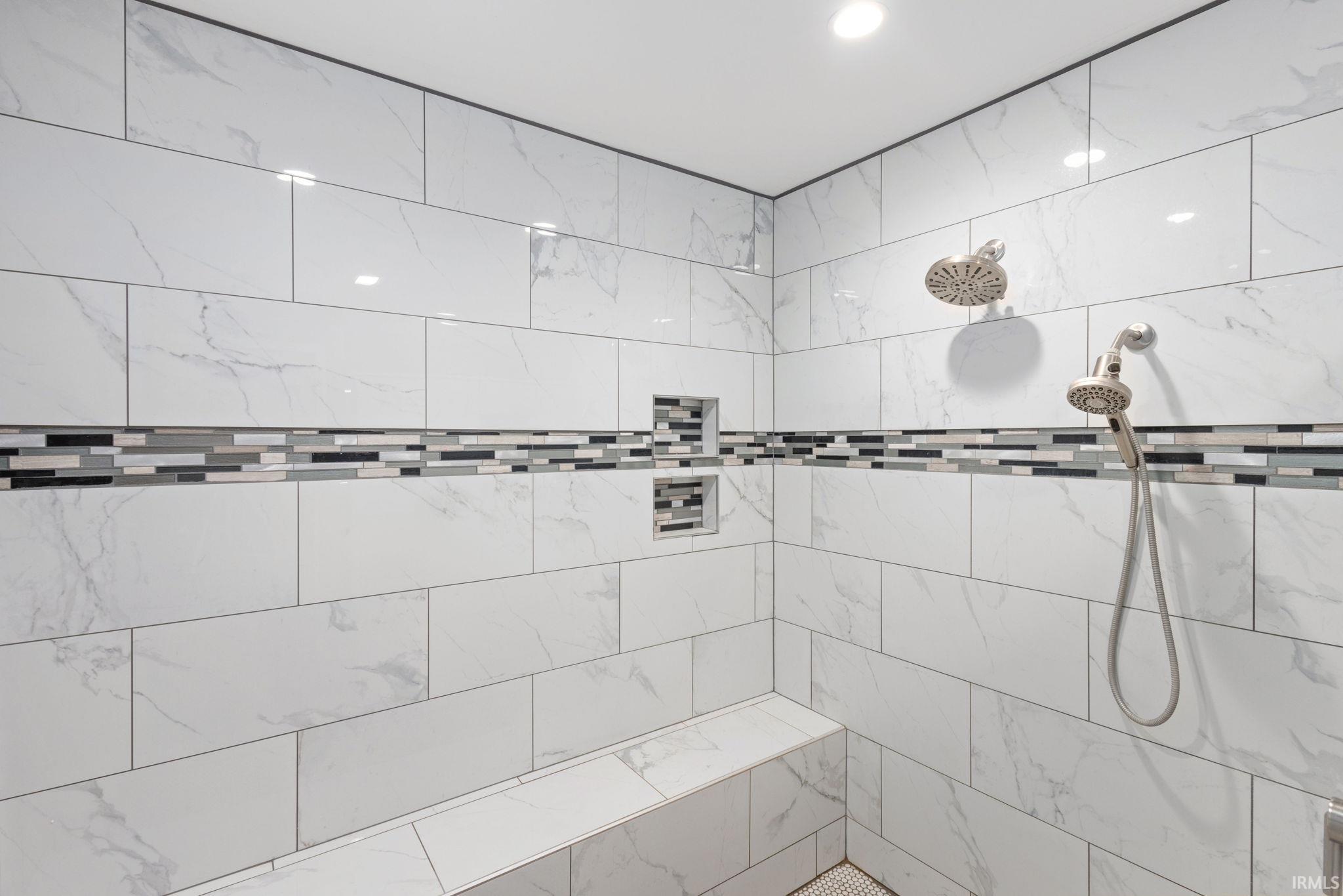 Middlebury, Indiana 46540, United States, 3 Bedrooms Bedrooms, ,2 BathroomsBathrooms,Residential,Pending,119455