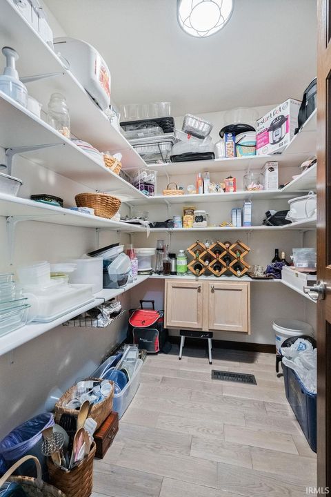 Tiny photo for 2154 Cameron Drive, Kokomo, IN 46902 (MLS # 202607970)