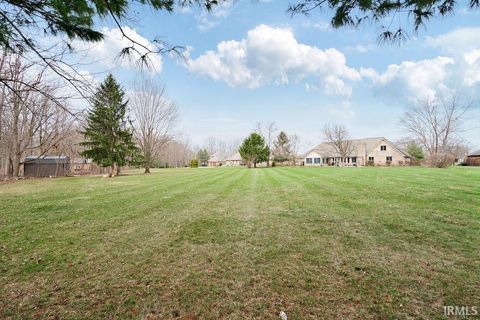 Tiny photo for 2154 Cameron Drive, Kokomo, IN 46902 (MLS # 202607970)
