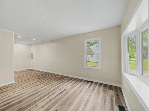 Tiny photo for 1620 Shelby Avenue, Evansville, IN 47714 (MLS # 202632589)