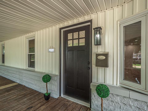 Tiny photo for 1620 Shelby Avenue, Evansville, IN 47714 (MLS # 202632589)