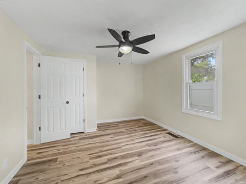 Tiny photo for 1620 Shelby Avenue, Evansville, IN 47714 (MLS # 202632589)