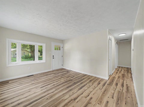 Tiny photo for 1620 Shelby Avenue, Evansville, IN 47714 (MLS # 202632589)