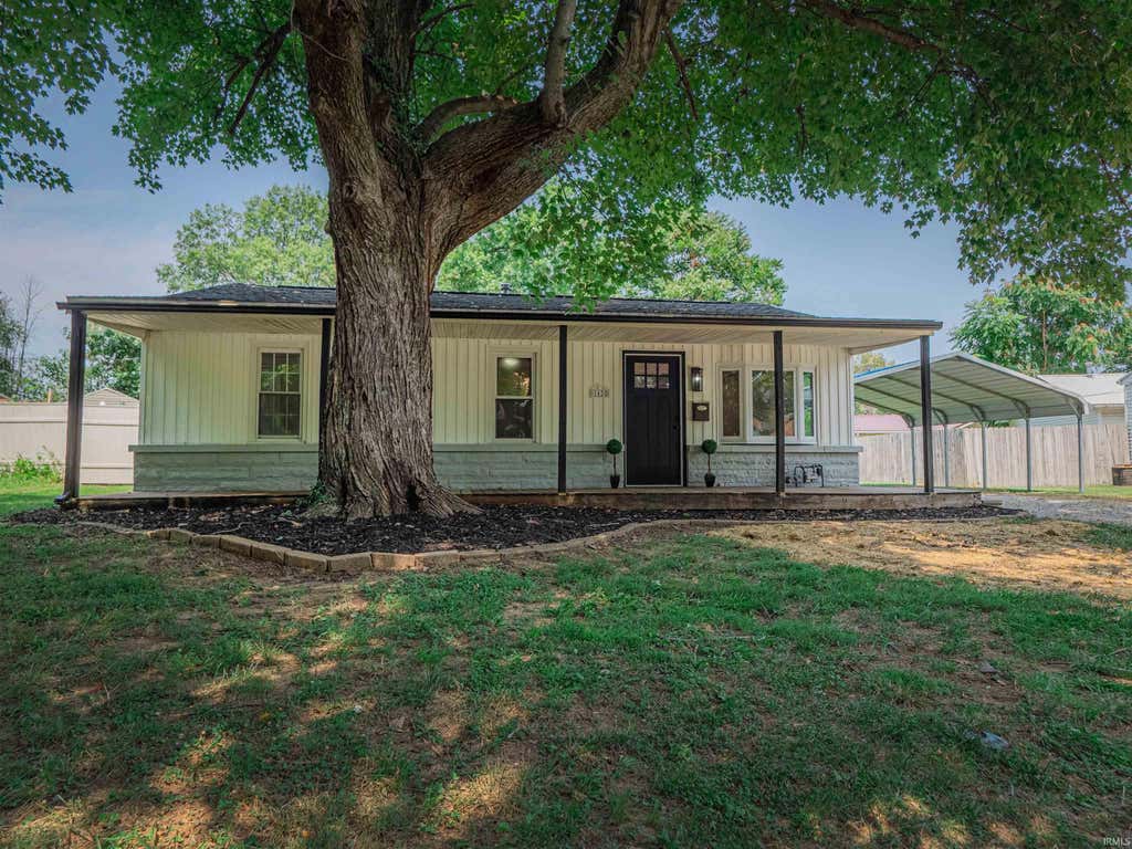 Photo of 1620 Shelby Avenue, Evansville, IN 47714 (MLS # 202632589)