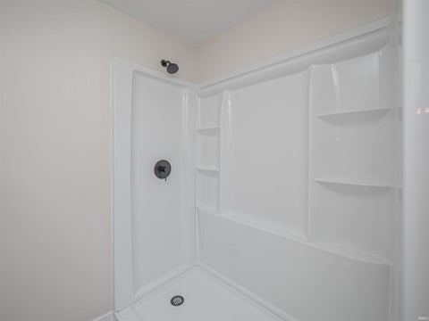 Tiny photo for 1620 Shelby Avenue, Evansville, IN 47714 (MLS # 202632589)