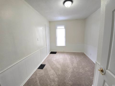 Tiny photo for 1302 N LaFountain Street #B, Kokomo, IN 46901 (MLS # 202600244)