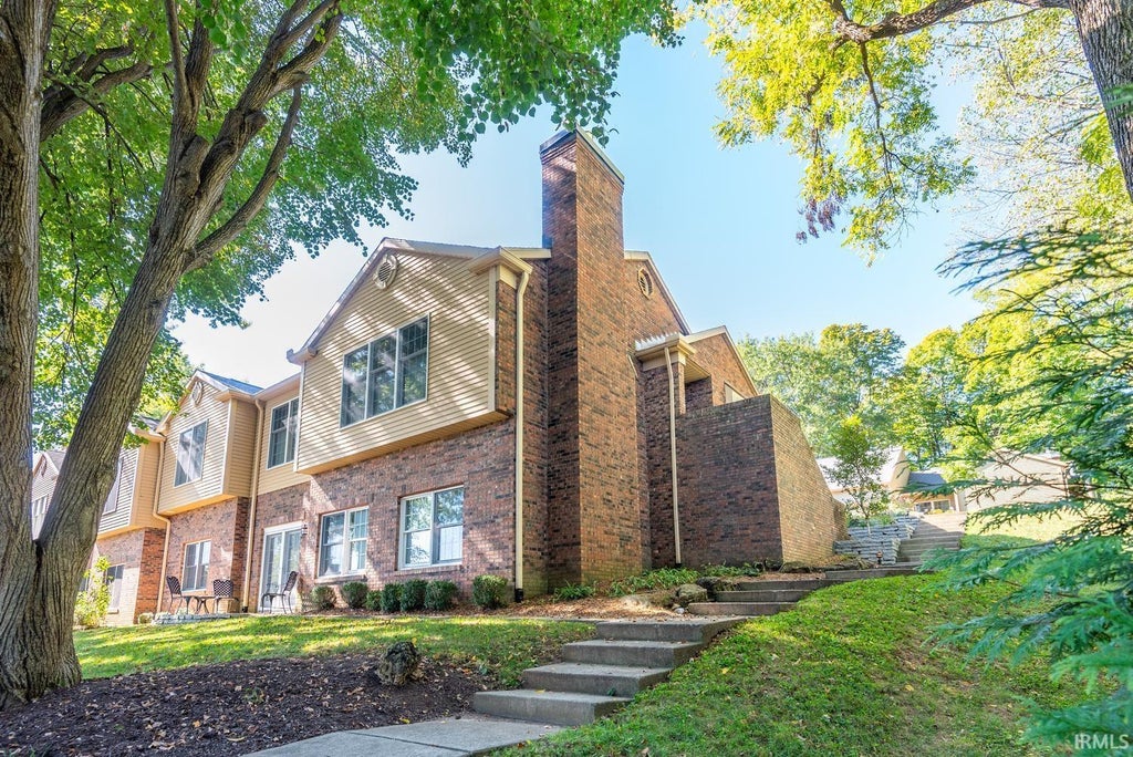 Photo of 2633 E Windemere Woods Drive, Bloomington, IN 47401 (MLS # 202642790)
