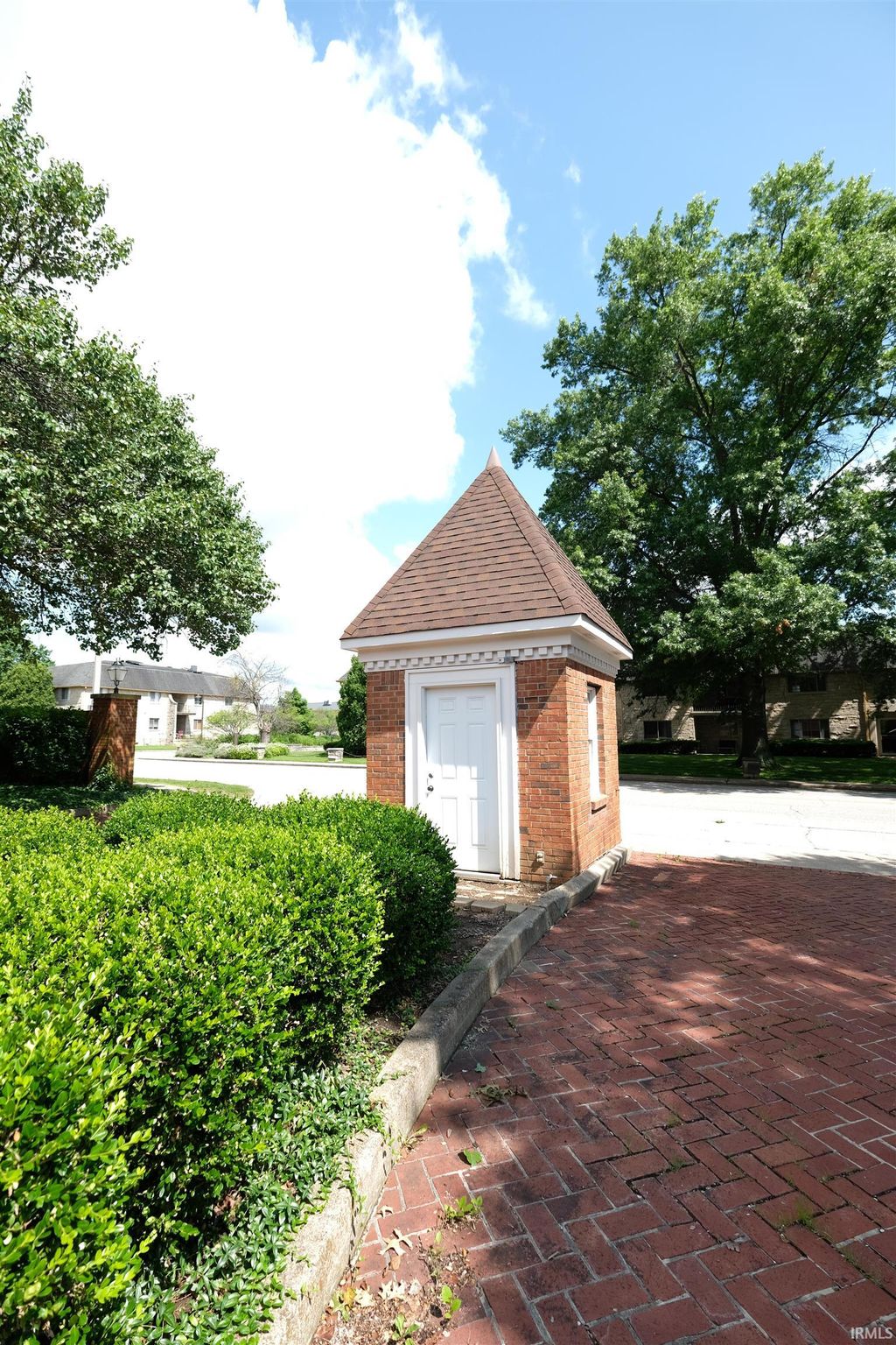 Photo of 2606 E 2nd Street #Unit D, Bloomington, IN 47401 (MLS # 202535838)