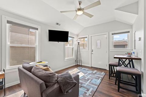 Tiny photo for 1206 Fairfield Avenue, Fort Wayne, IN 46802 (MLS # 202612491)