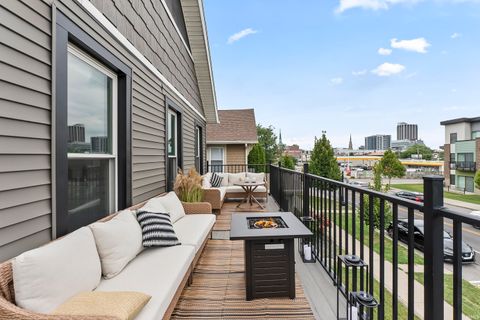 Tiny photo for 1206 Fairfield Avenue, Fort Wayne, IN 46802 (MLS # 202612491)