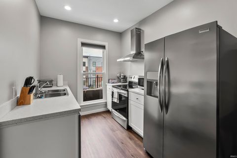 Tiny photo for 1206 Fairfield Avenue, Fort Wayne, IN 46802 (MLS # 202612491)