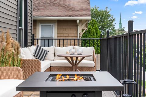 Tiny photo for 1206 Fairfield Avenue, Fort Wayne, IN 46802 (MLS # 202612491)