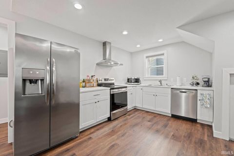 Tiny photo for 1206 Fairfield Avenue, Fort Wayne, IN 46802 (MLS # 202612491)