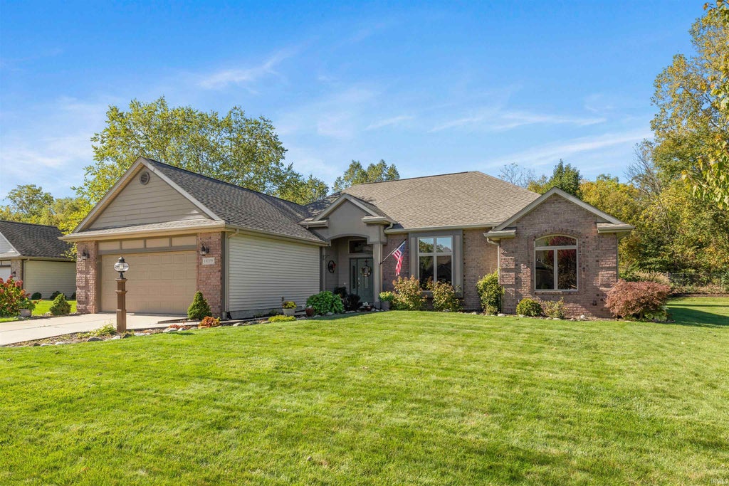 Photo of 11019 Lavista Place, Fort Wayne, IN 46845 (MLS # 202643483)
