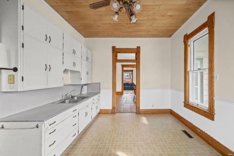 Tiny photo for 611 S Railroad Street, Brookston, IN 47923 (MLS # 202644721)