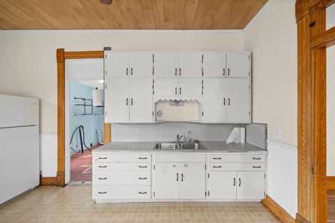 Tiny photo for 611 S Railroad Street, Brookston, IN 47923 (MLS # 202644721)