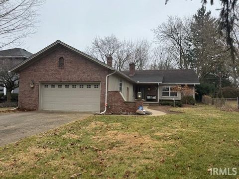 Photo of 717 W BOULEVARD, Kokomo, IN 46902 (MLS # 202607277)