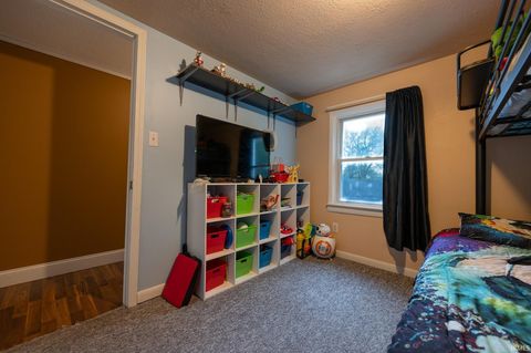 Tiny photo for 112 Vine Street, Gas City, IN 46933 (MLS # 202612505)