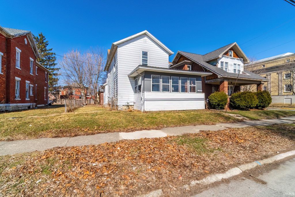 Photo of 348 E Franklin Street, Huntington, IN 46750 (MLS # 202607516)